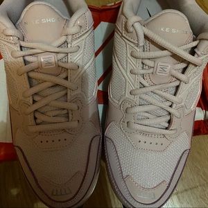 Brand New Nike Shox size 6.5